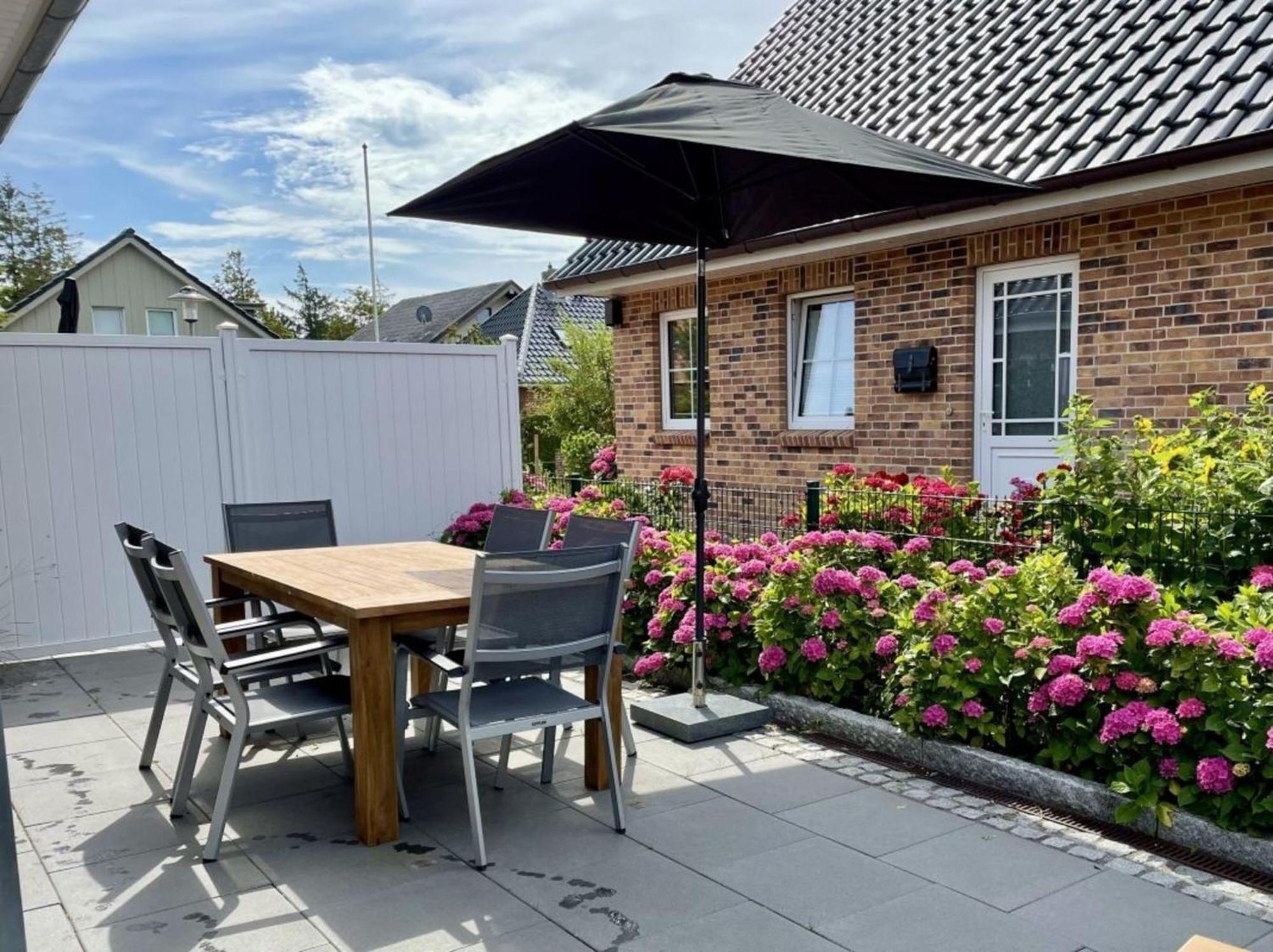 Haus Katharina Links Villa Wyk auf Föhr Buitenkant foto